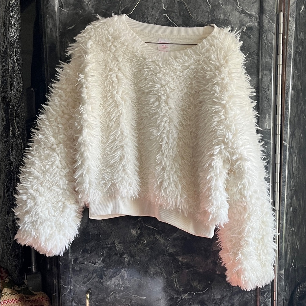 Cozy White Fuzzy shirt Sweater